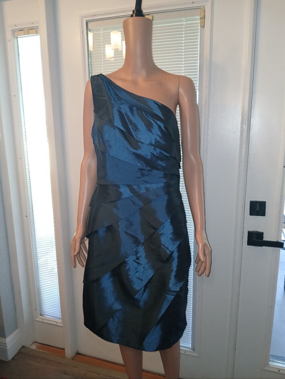 London Style One-Shoulder Shimmering Navy Dress